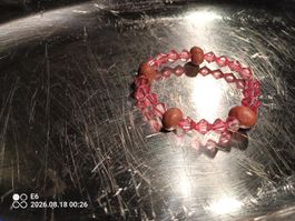 Armband mit Glasperlen