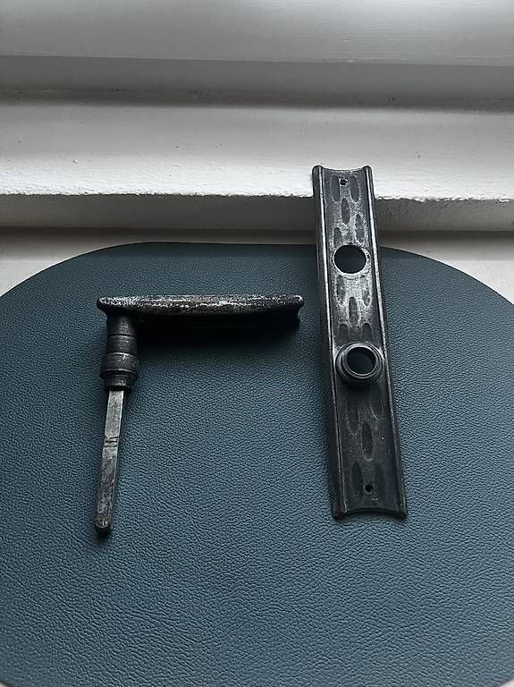 Ferramenta: Maniglia vintage in ferro – Usato da Pazzallo venduto da nic_6zpt 1