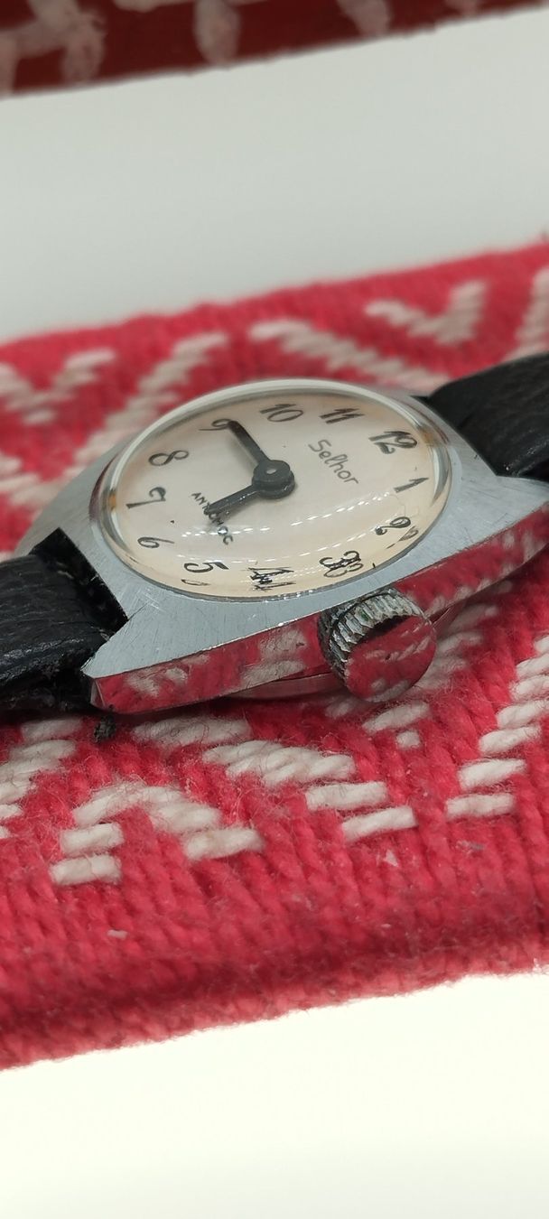 Orologi: Montre mecanique vintage selhor – Usato da La Chaux-de-Fonds venduto da jac_9llg 4