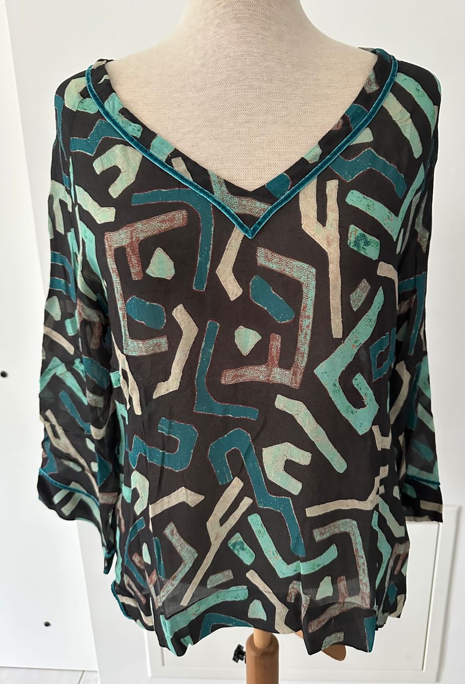 Nile Blusen: Bluse von Nile – Gebraucht aus Embrach von aha55