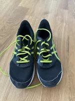 Turnschuhe Hallenschuhe Asics 39