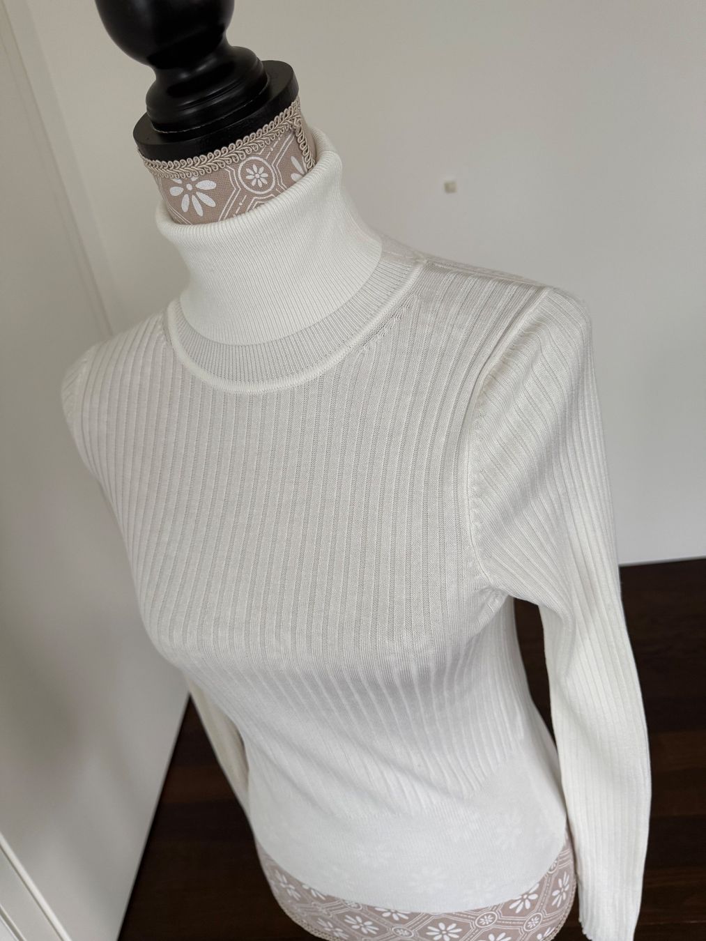 Zara Maglioni & Felpe: Zara Rollkragenpulli Gr.S – Nuovo e nell'imballaggio originale da Balzers venduto da Lissi57 8