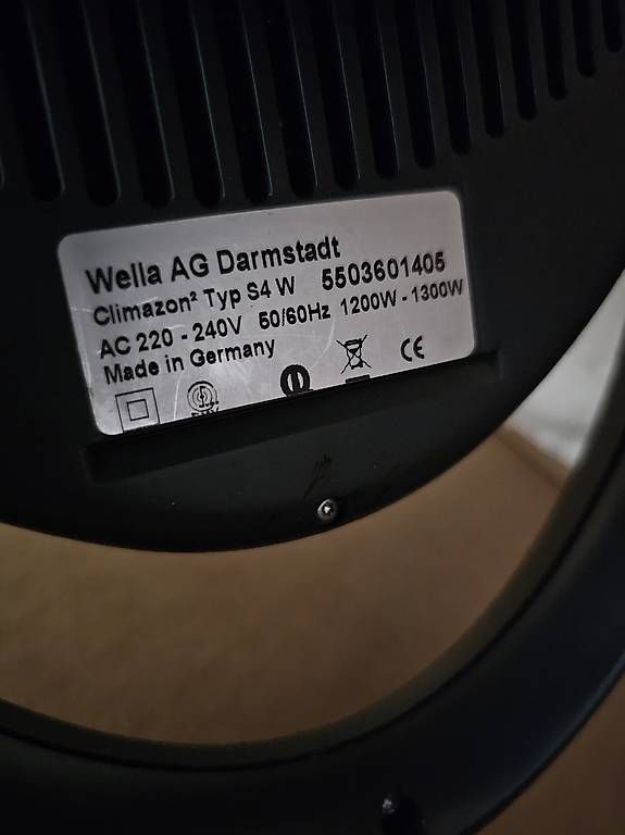 Altro per la cura dei capelli: Wella Climazon – Usato da Schwyz venduto da Francesca54 1