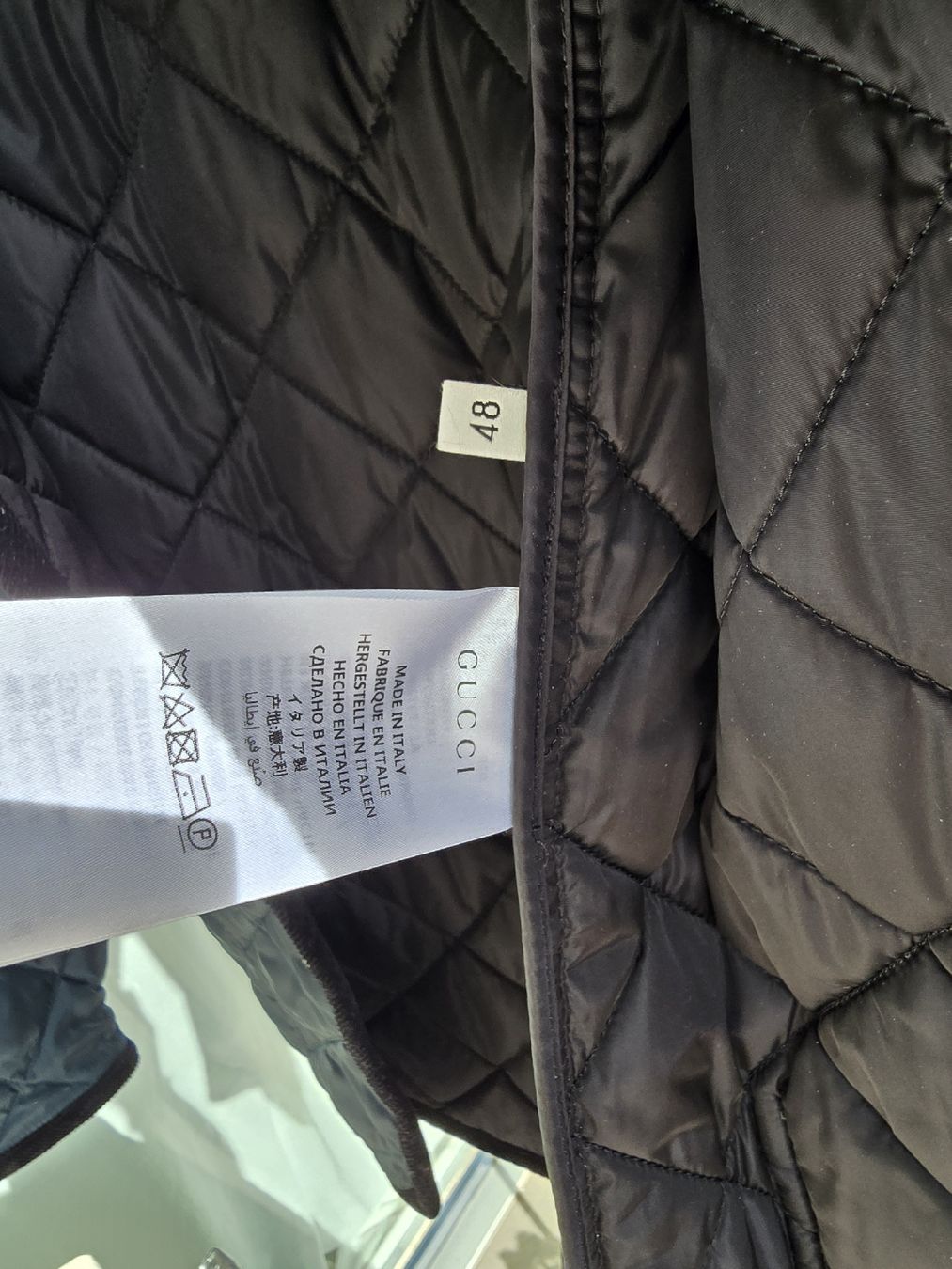 Gucci Jacken: Gucci Steppjacke schwarz mit Logo Patch Grösse 48 – Neu (gemäss Beschreibung) aus Winterthur von AJ2323 5