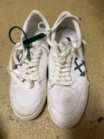 Turnschuhe OFF-WHITE weiss Grösse 44 guter Zustand