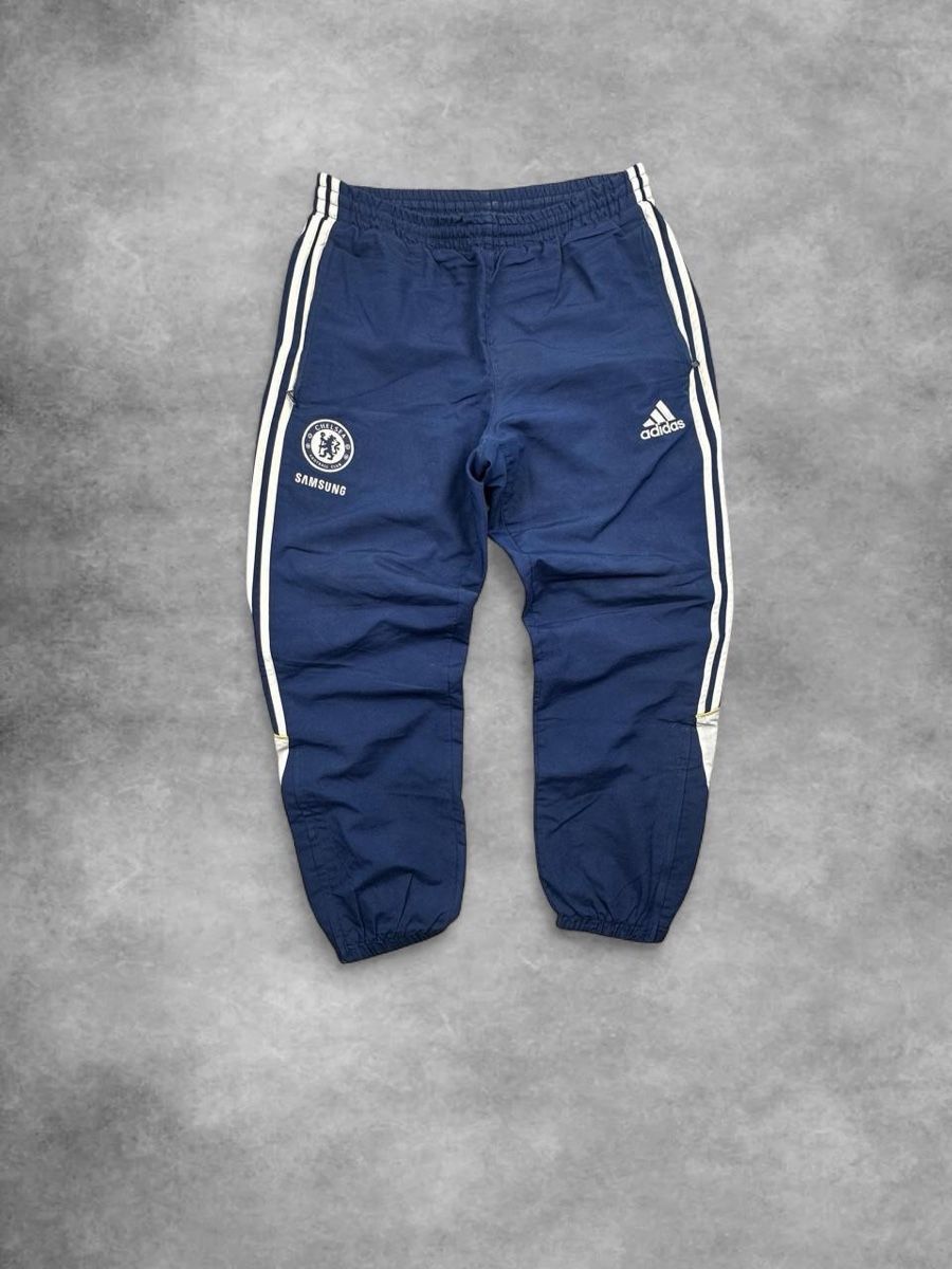 Adidas Pantaloni: Adidas Chelsea trackpant – Usato da Erlinsbach SO venduto da TogaResell