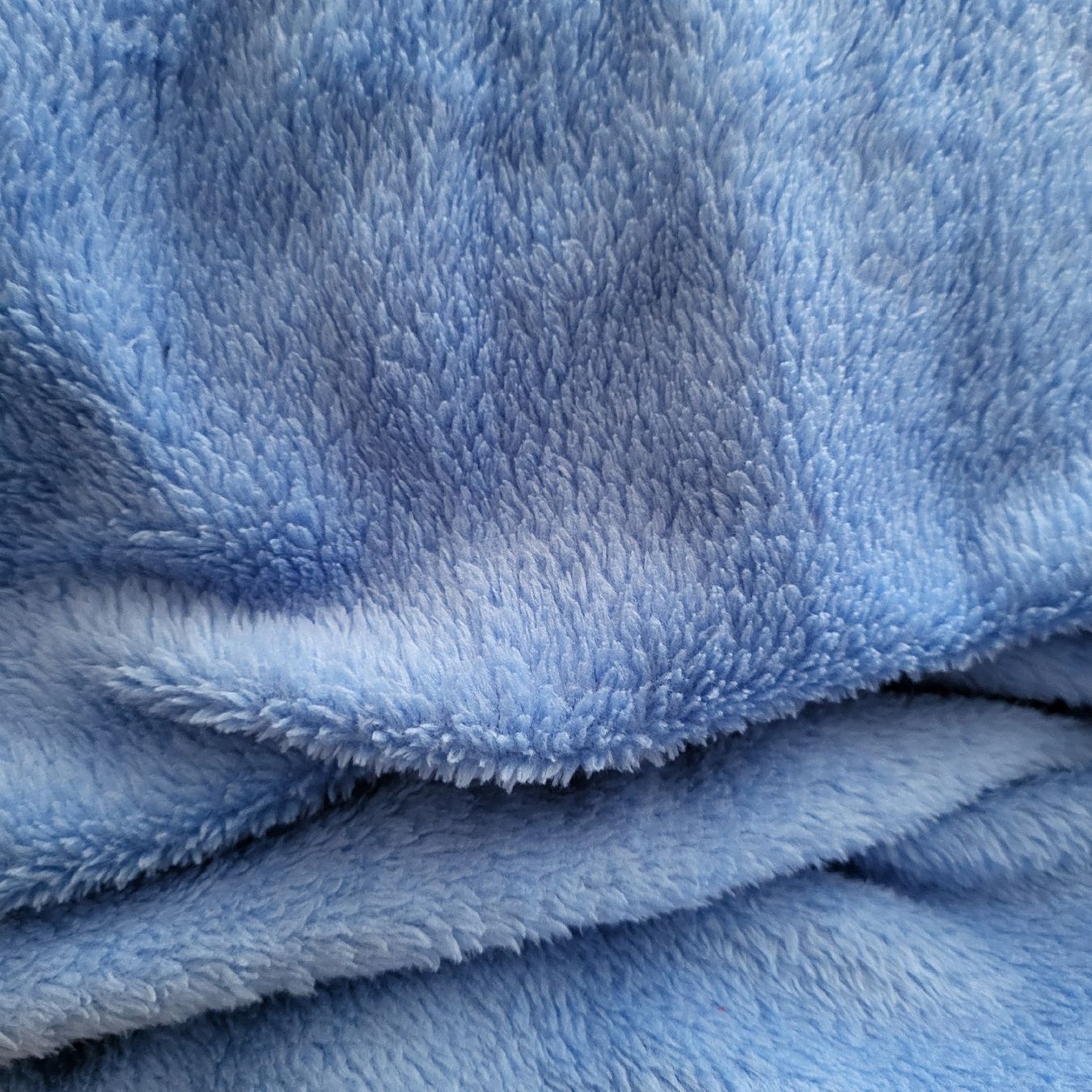 Coperte: Kuscheldecke hellblau weich 110 x 190 cm – Usato da Wangen ZH venduto da Cleofe 1