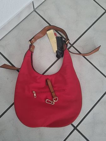 Handtasche