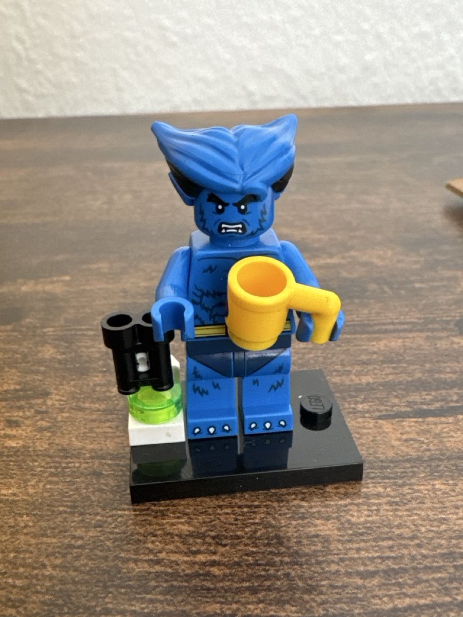 Lego Statuette: Lego Minifigur Marvel Beast – Usato da Kloten venduto da mesa.3