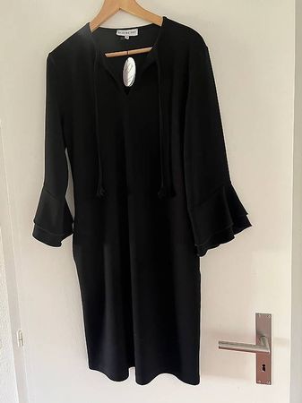 Neues Kleid der Marke Bluebeery, Grösse 36