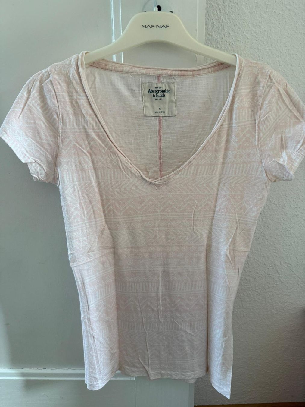 Abercrombie T-Shirts: Abercrombie & Fitch T-Shirt – Gebraucht aus Bern von jbern3012