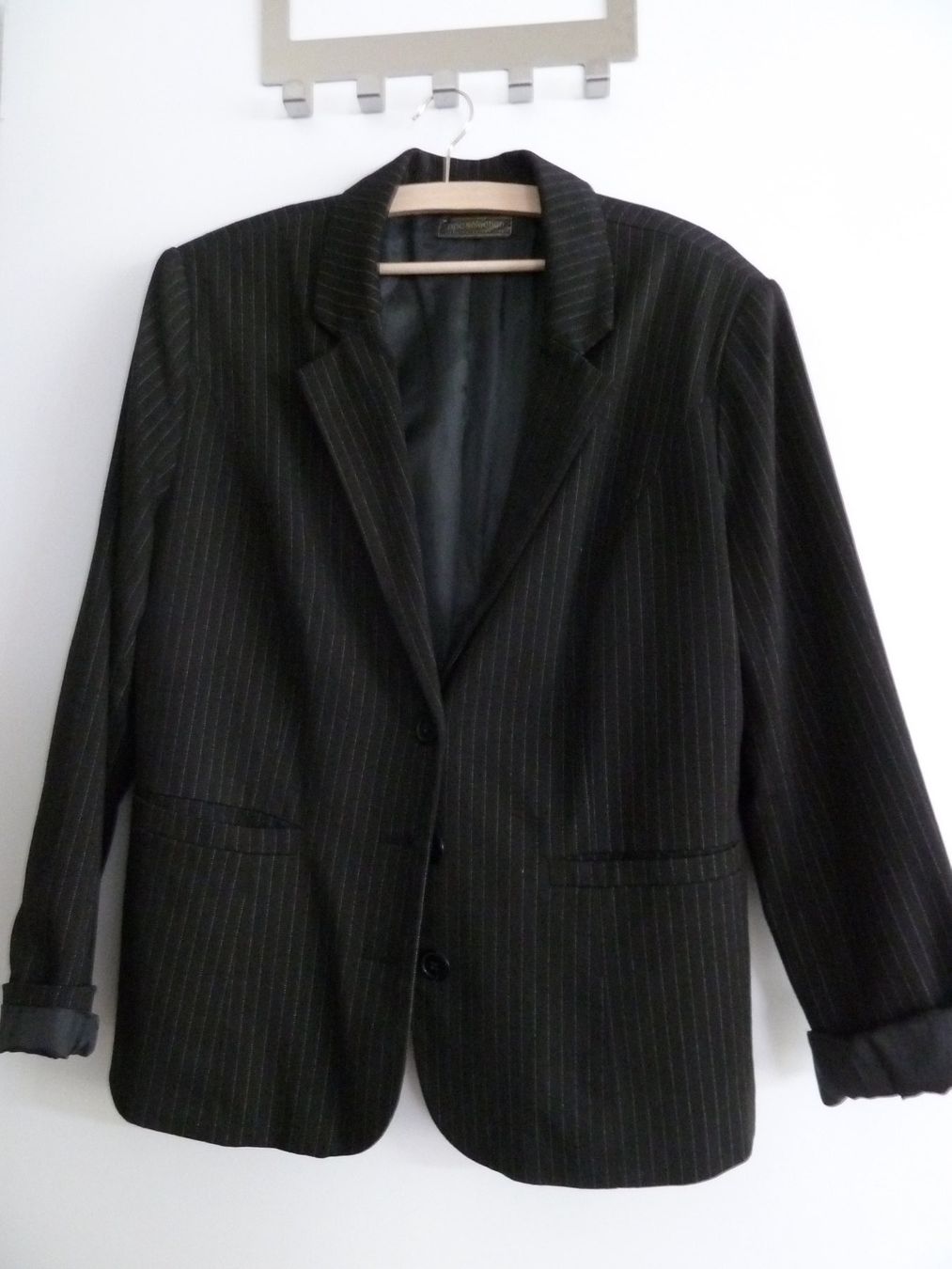 Vestes: Blazer mit Nadelstreifen – D'occasion à  par