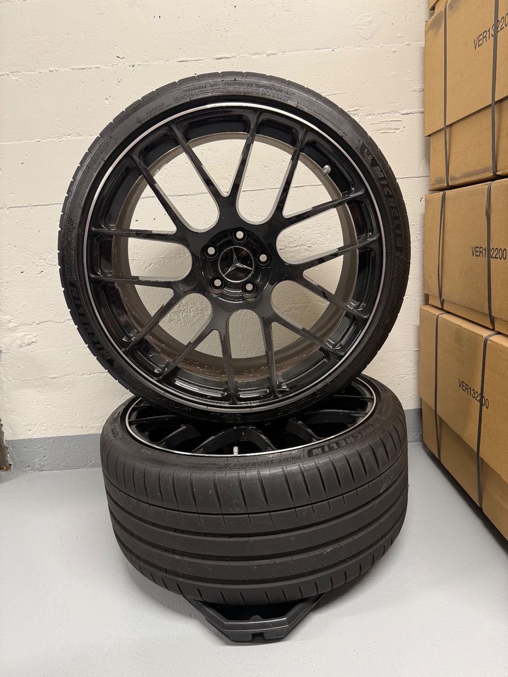 Mercedes-Benz Pneus & Roues: C63s Kompletträder – D'occasion à Lausen par Rocar_GmbH 2