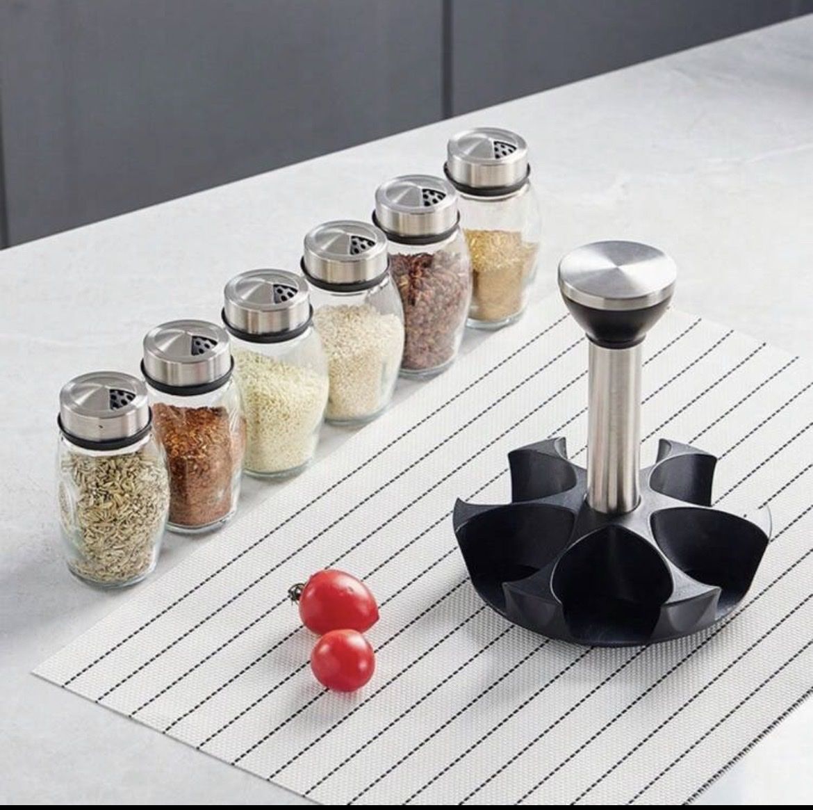 Cucine complete: Rotierendes Gewürzregal mit 6 Gläsern – Nuovo e nell'imballaggio originale da Emmenbrücke venduto da ShopDirect 2
