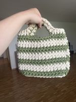 Handmade crocheted bag by the brand Pommes