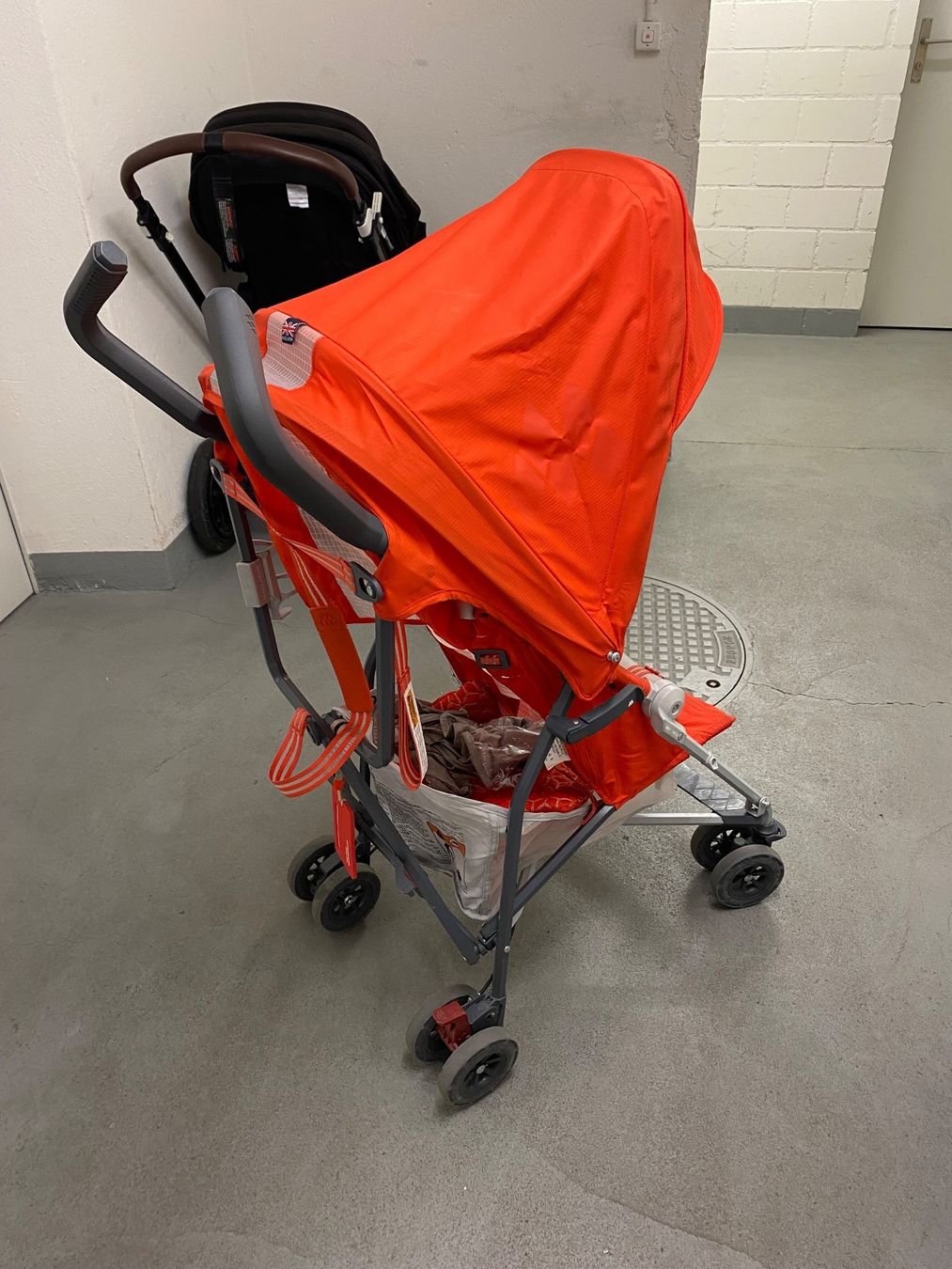 Mclaren Kinderwagen: Maclaren Mark II super lightweight umbrella stroller – Gebraucht aus Bern von  1