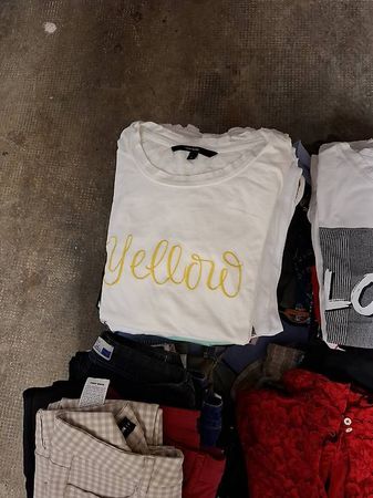 Damen T-Shirts 80 Stück