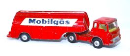 VINTAGE LKW BETFORD ESSO SATELL TANK N°21101 1959 CORGY TOYS