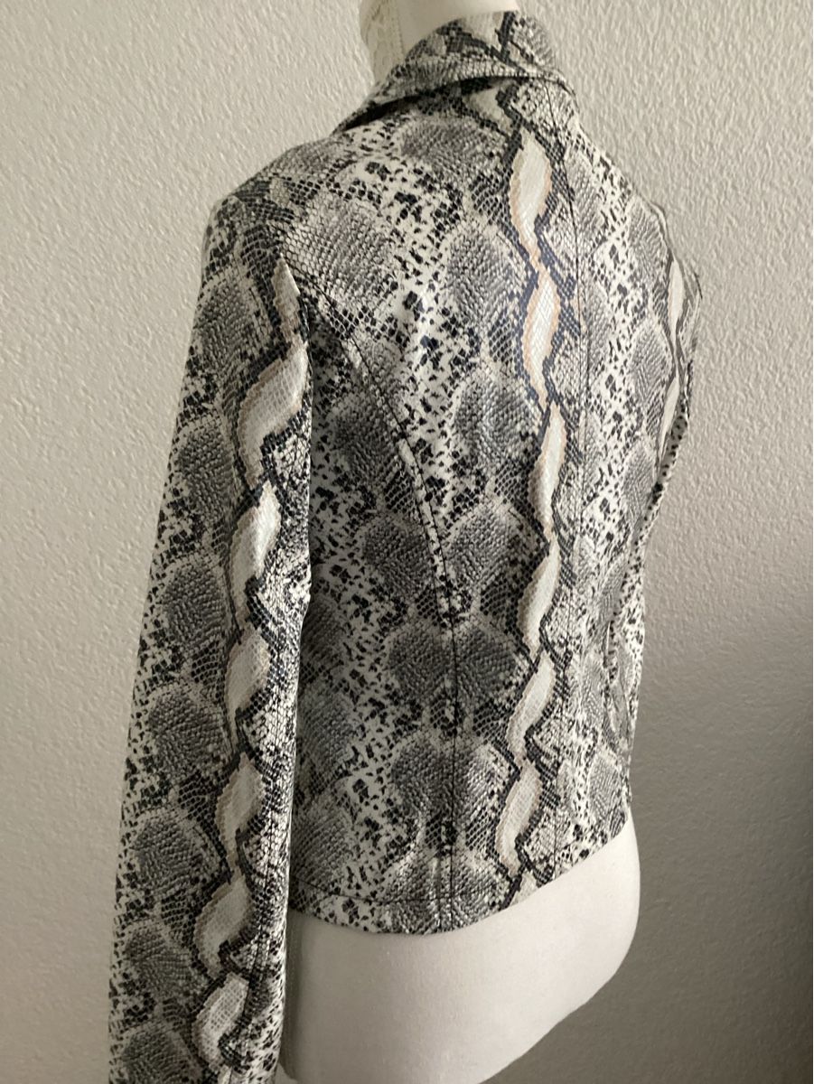 Jacken: Blouson – Neu (gemäss Beschreibung) aus Le Landeron von ArianeNi 2