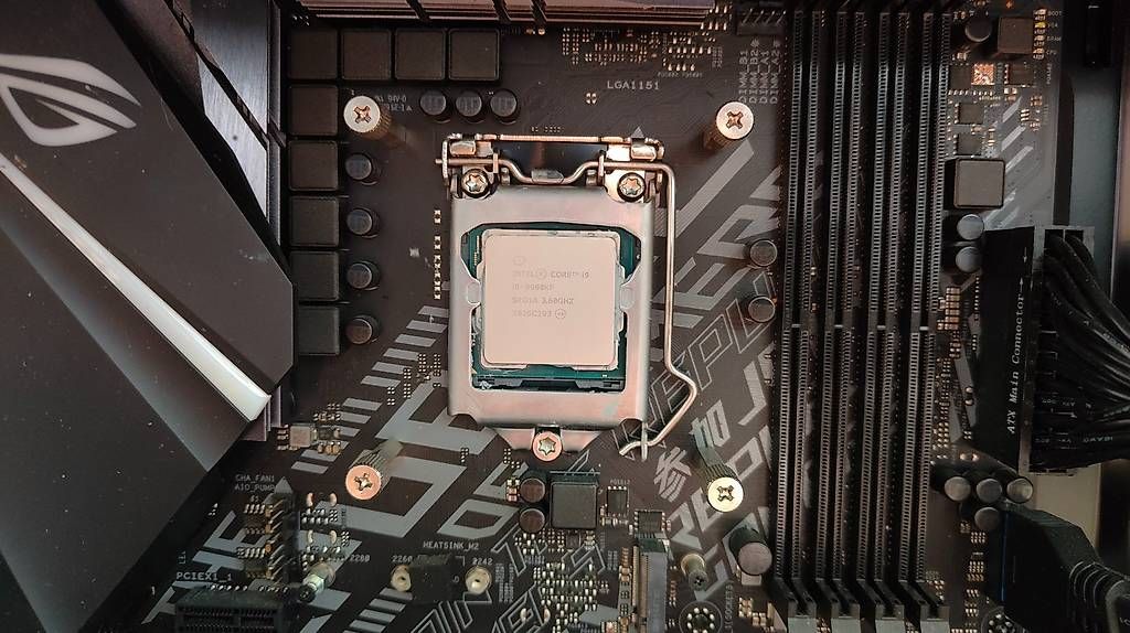 PCs: PC GAMING DE COMPÉTITION | ASUS ROG STRIX & MSI RTX 3070 – Gebraucht aus Vuissens von chr_7bxv 3
