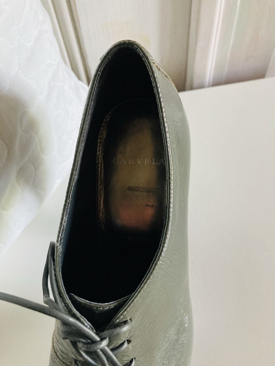 Scarpe da donna: Carvela graue Lackleder-High-Heels, Größe 38 – Usato da Zäziwil venduto da kbr_jd95 3