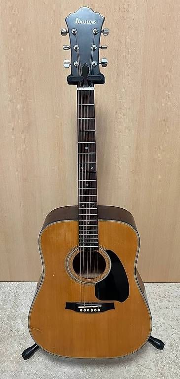 Ibanez Musikinstrumente: Ibanez V300 Vintage Gitarre – Gebraucht aus Thun von amarillo-9