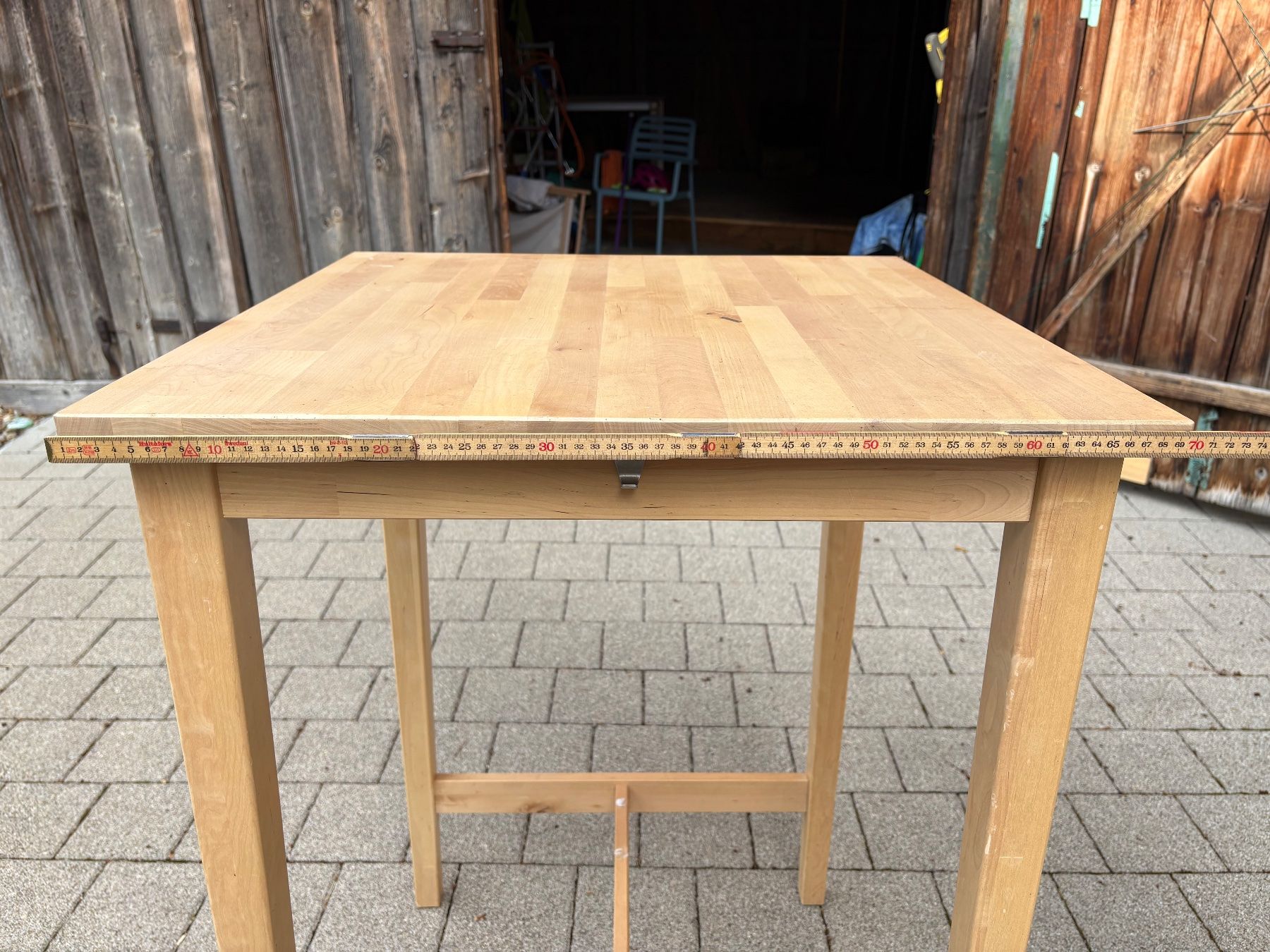 Ikea Tische: Bartisch / Stehpult – Gebraucht aus Gossau SG von Black-Queen 8