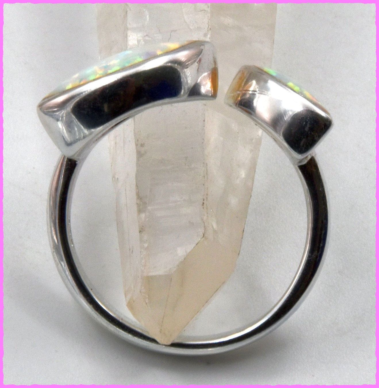 Anelli: Bezaubernder Ring mit Synthetischem Opal 925 Silber – Nuovo e nell'imballaggio originale da Oberglatt ZH venduto da Diamond-Girl 1