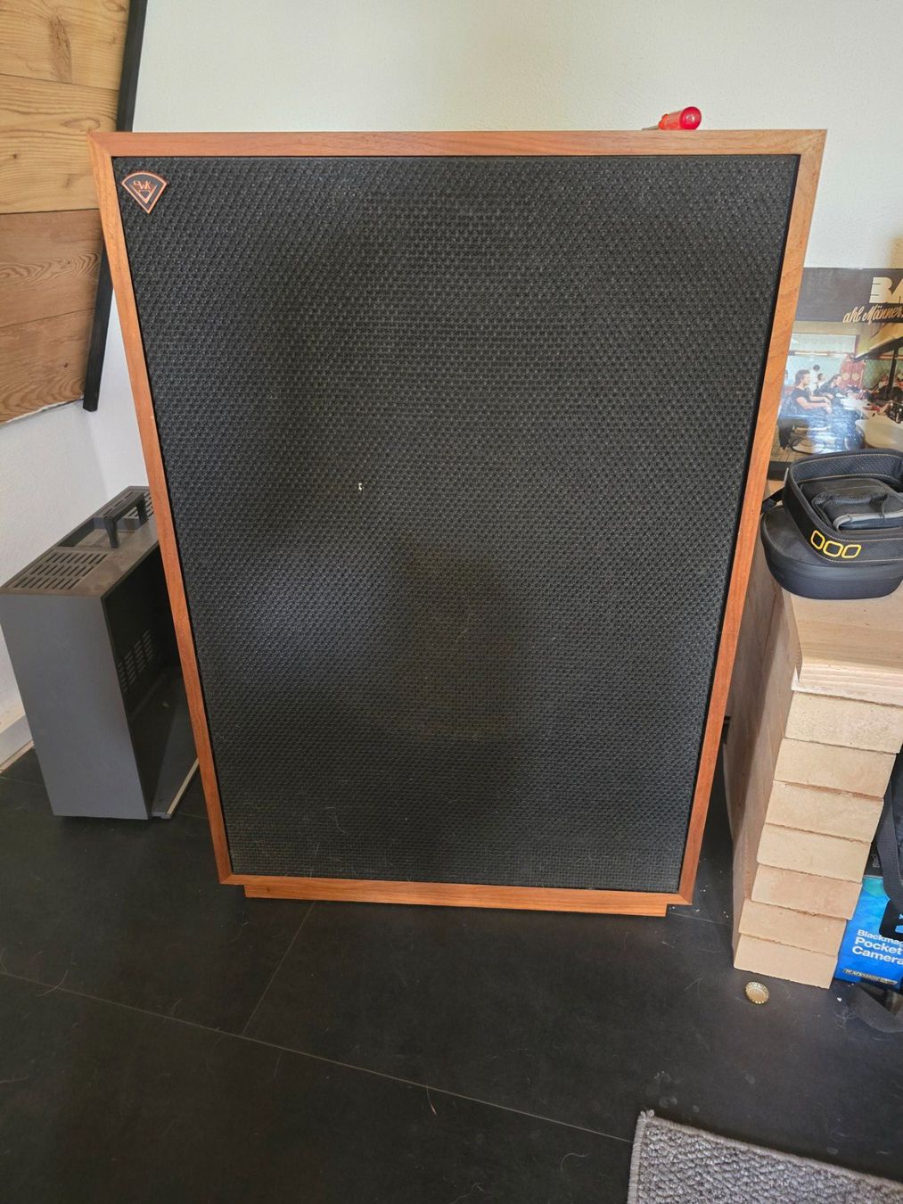 Klipsch Haut-parleurs: Klipsch Cornwall 3 – D'occasion à Leuk Stadt par Sideshow66