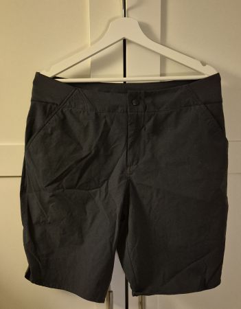 Kurze Hose blau