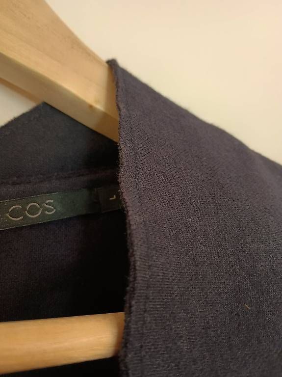 Cos Vestiti: Asymmetrisches Kleid von Cos mit Wolle – Usato da Zürich venduto da Melianea 1