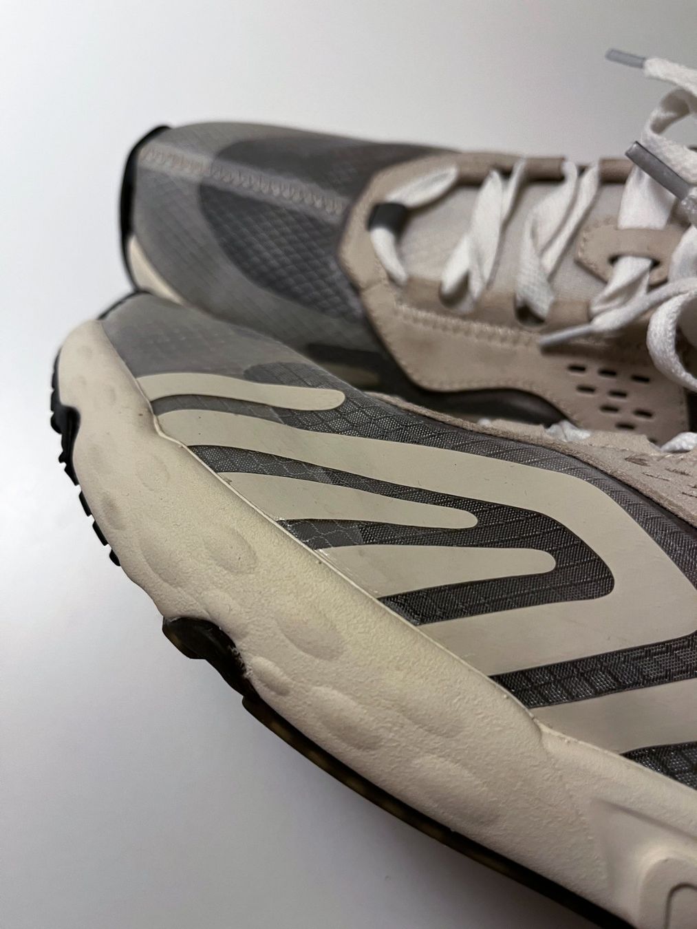 Acne Studios Scarpe da uomo: Acne Studios BUZZ TRAIL NEW Gr 44 grey white sneaker – Nuovo (secondo la descrizione) da Zürich venduto da Felix_by2f 3