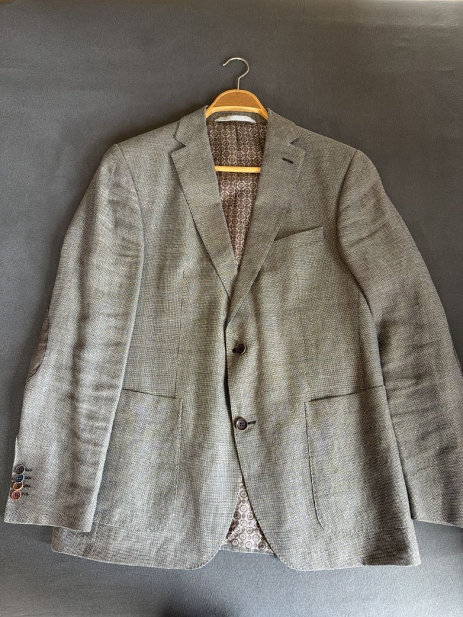 Sakko Costumes: CARL  GROSS   SAKKO   GR  .  50 – D'occasion à Wetzikon ZH par philippe_22