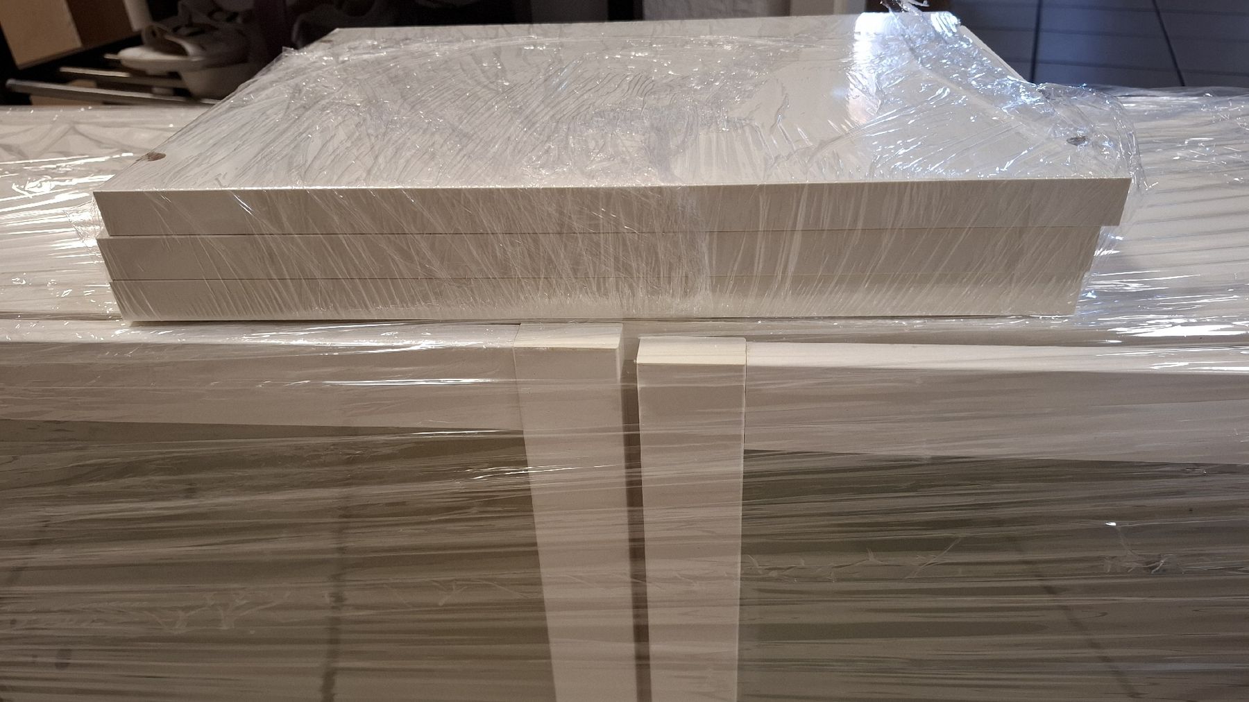 Ikea Vetrine: Ikea Billy Vitrine weiss mit Glasfronten – Usato da Winterthur venduto da DanielaB07 2
