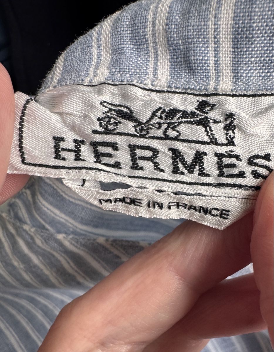 Hermès Chemises: Hermès Bluse / Hemd Gr. 40, hellblau – D'occasion à Bern par Arecibo07 1