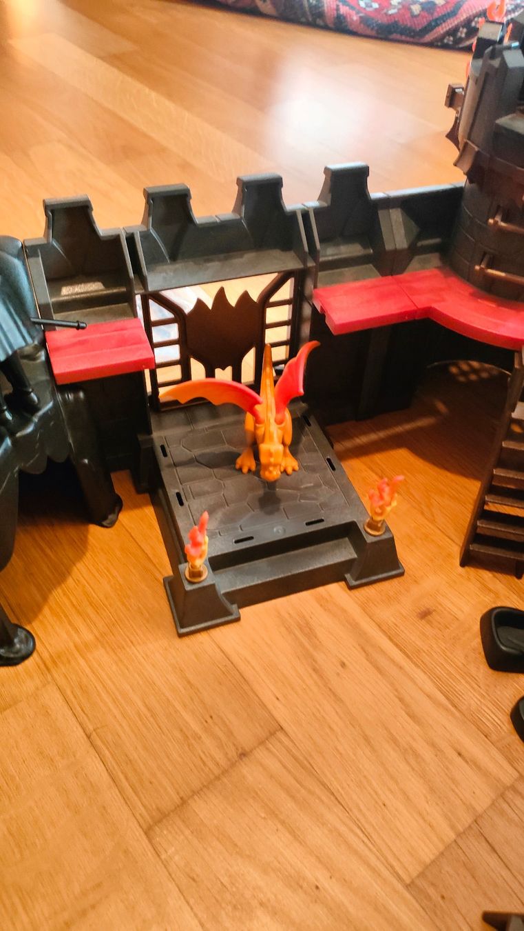 Playmobil Giocattoli: Playmobil Burg Novelmore – Usato da Zürich venduto da Carpenters-of-Old 5