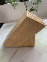 KITCHEN: Oak wood knives holder