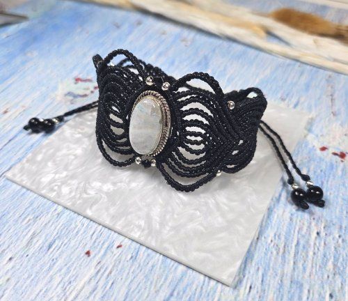 Bracciali & Braccialetti: Armband Pietra di Luna Macrame – Nuovo (secondo la descrizione) da Rudolfstetten venduto da MadebyBrina 4