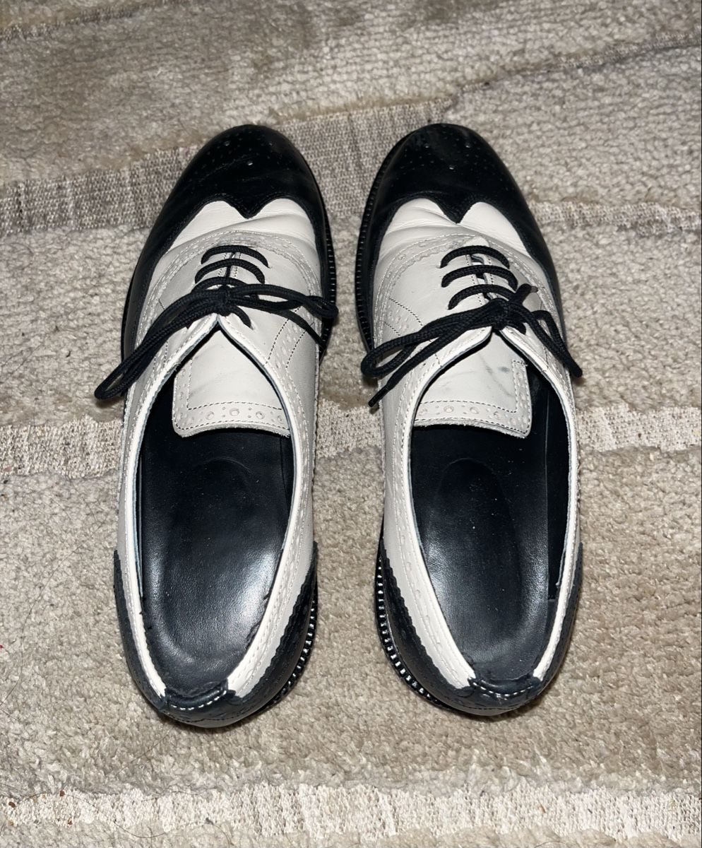 Scarpe da donna: Richelieus chaussures à lacet – Usato da Perrefitte venduto da lulusphere 1