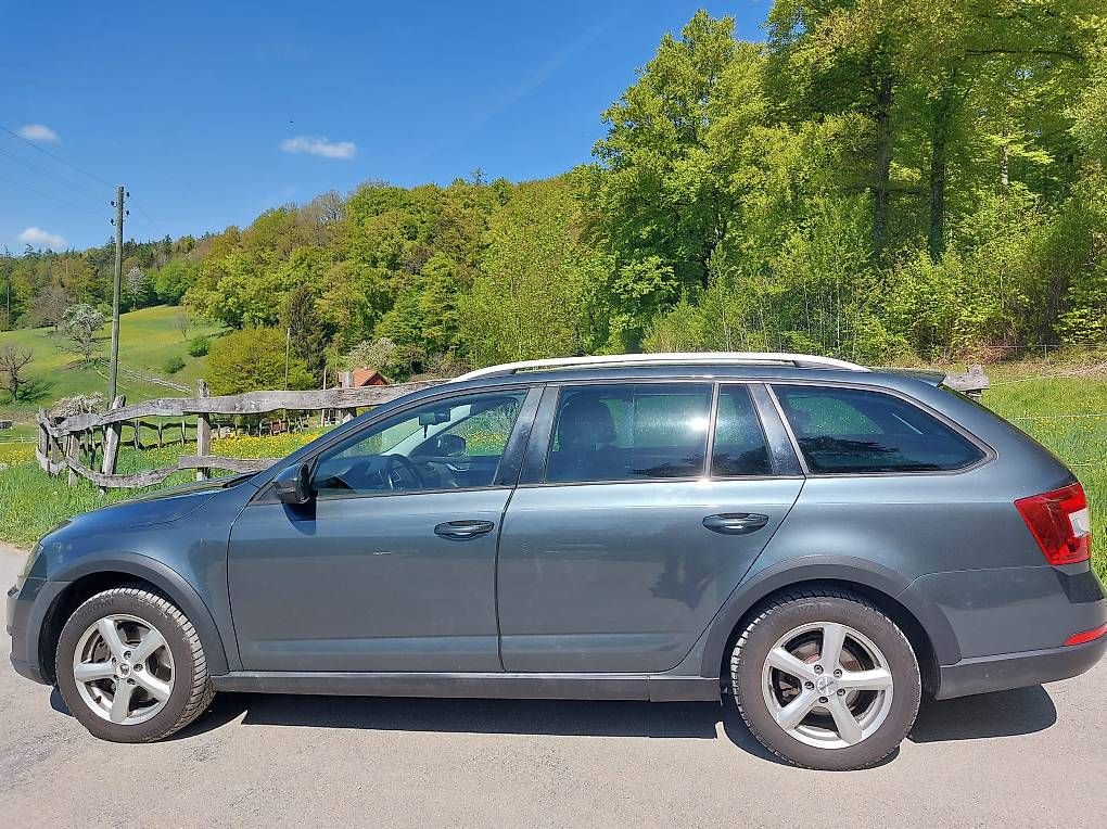 Autos: Skoda Octavia Scout 4x4  – D'occasion à Niederweningen par szo_6qrx 1