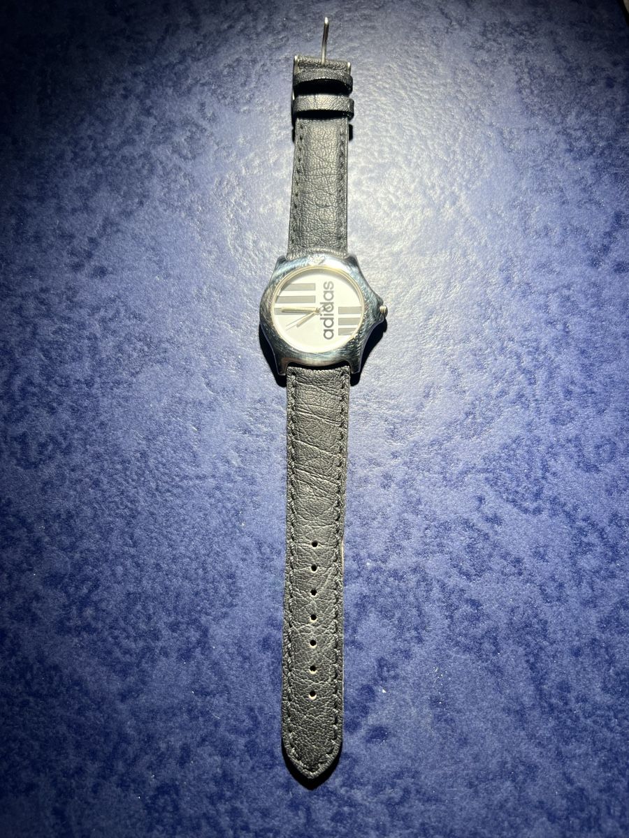 Adidas Orologi: Adidas Vintage Uhr – Usato da Laufen venduto da groove60 4
