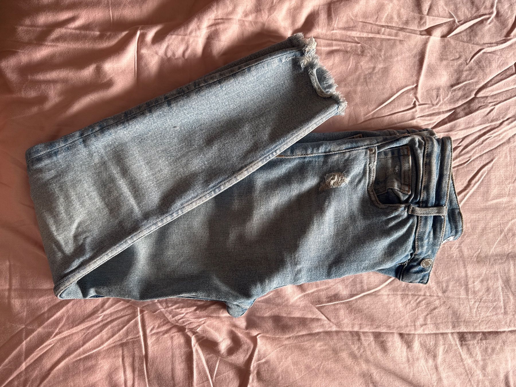 Zara Jeans: Jean Zara , taille 36, taille haute – Usato da Crissier venduto da cri_cfz7 3