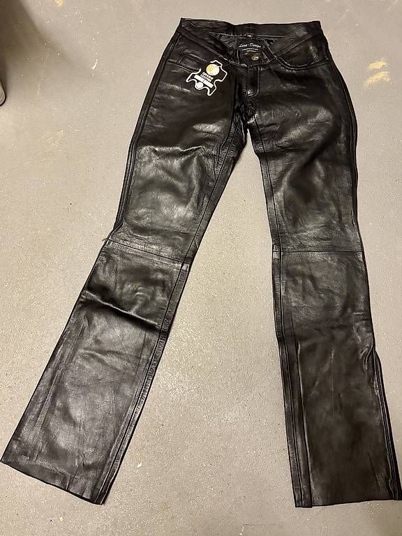 Hosen: Echte neue Lederhosen – Gebraucht aus Möriken AG von Marisa043