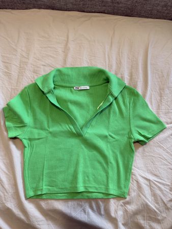 Top Zara vert col polo taille M état neuf