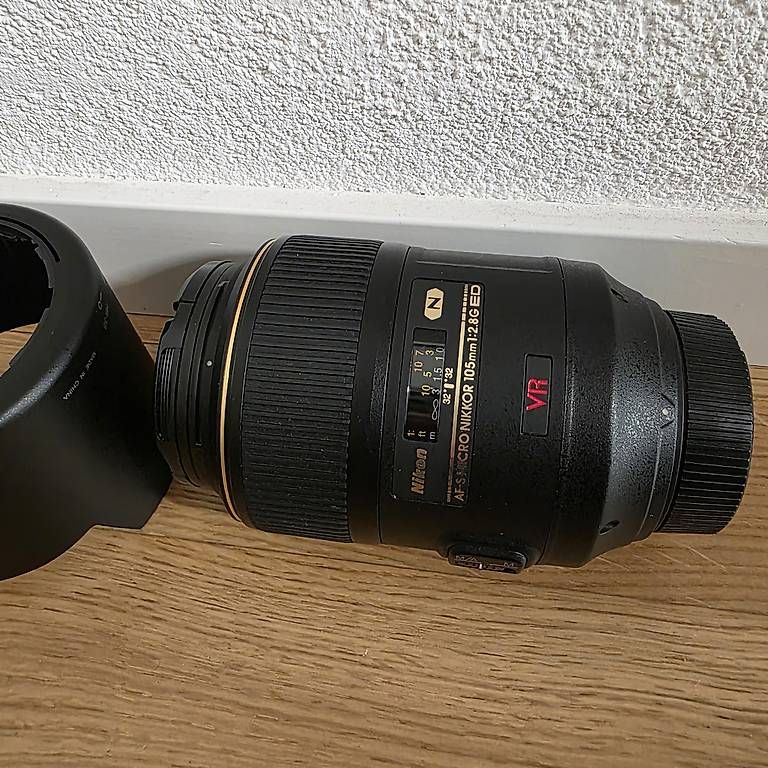 Fotocamera: Set Nikon D500, 3 objectifs, 1 trépied, 3 sacs – Usato da Orbe venduto da Adaline.64 3