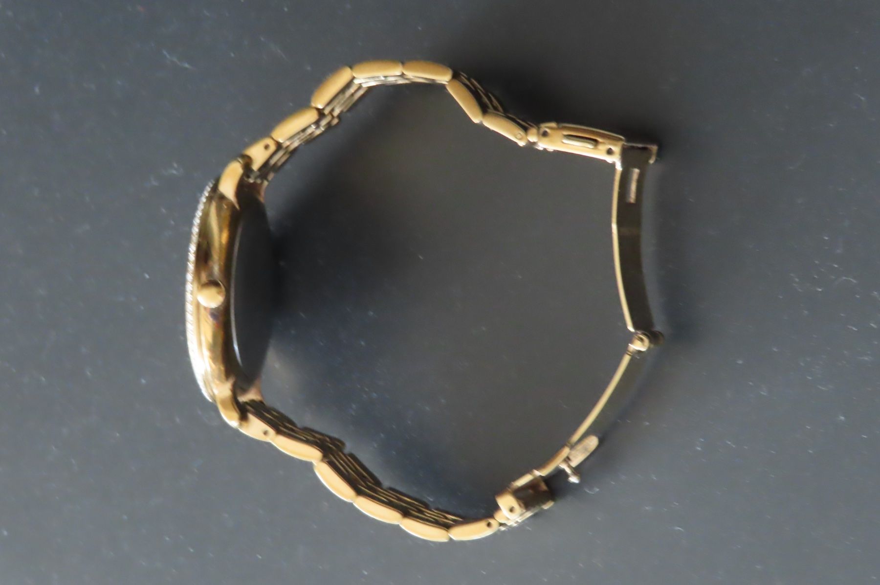 Fossil Uhren: Damenu Fossil Uhr – Gebraucht aus Richterswil von Prangins9 5