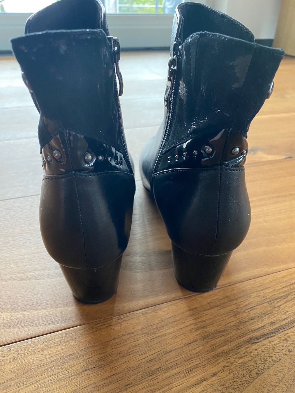Scarpe da donna: Tolle Stiefeletten von Caprice, Grösse 40 – Nuovo (secondo la descrizione) da Wollerau venduto da luxury_82 1