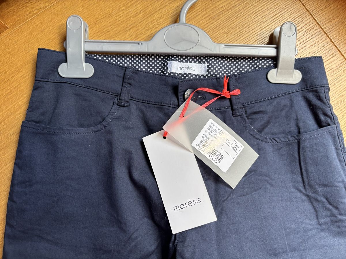 Pantaloni: Pantalon Marese t.10 ans - 140cm – Nuovo e nell'imballaggio originale da Founex venduto da ari_2gt7 2