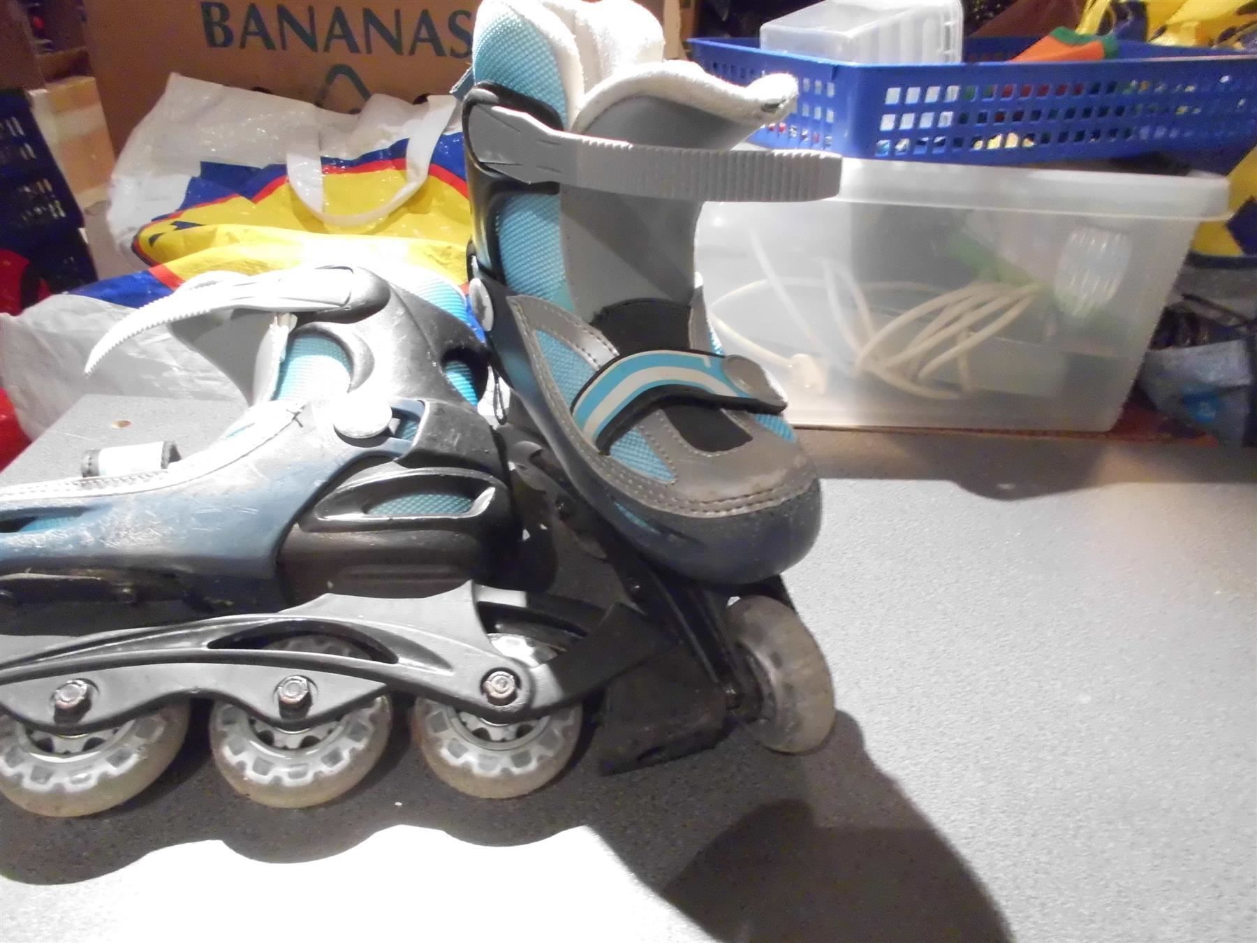 Pattini in linea & Pattini a rotelle: Inline-Skates Grösse 29 - 32, blau – Usato da Zürich venduto da abraxas1291 2