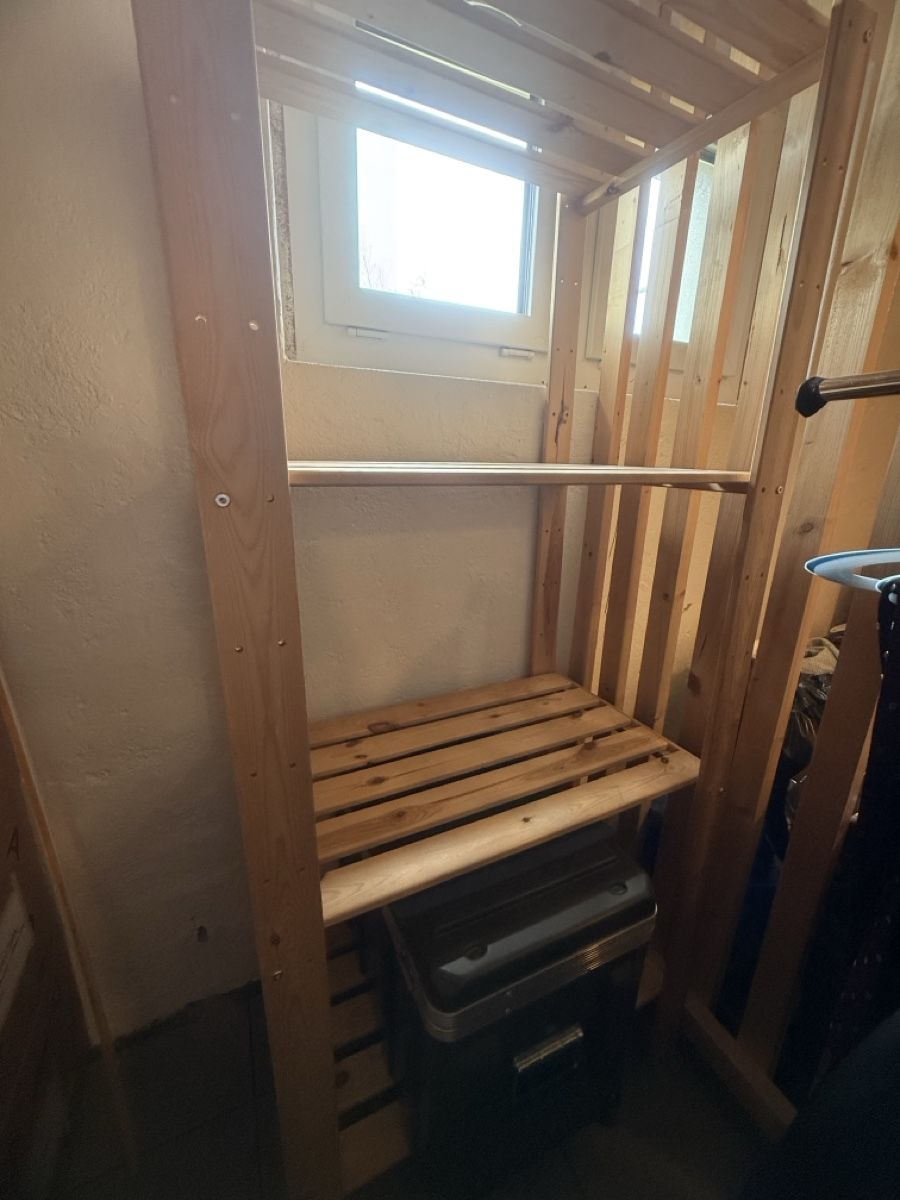 Scaffali: Holzgestell Ikea zum lagern – Usato da Winterthur venduto da Ricardomx